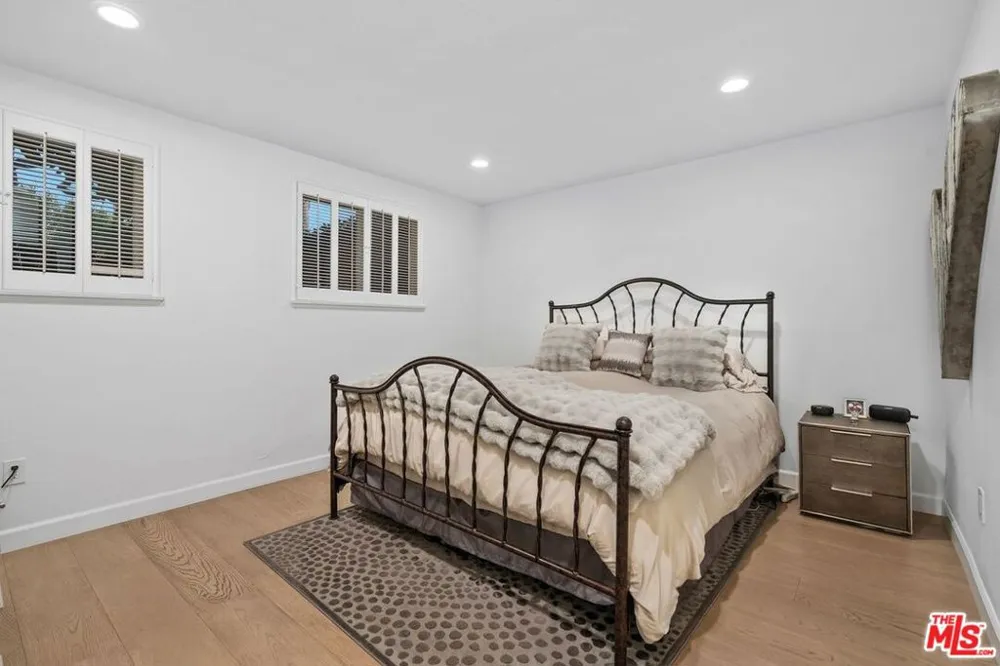 3304 Shelby Drive Los Angeles, CA 90034