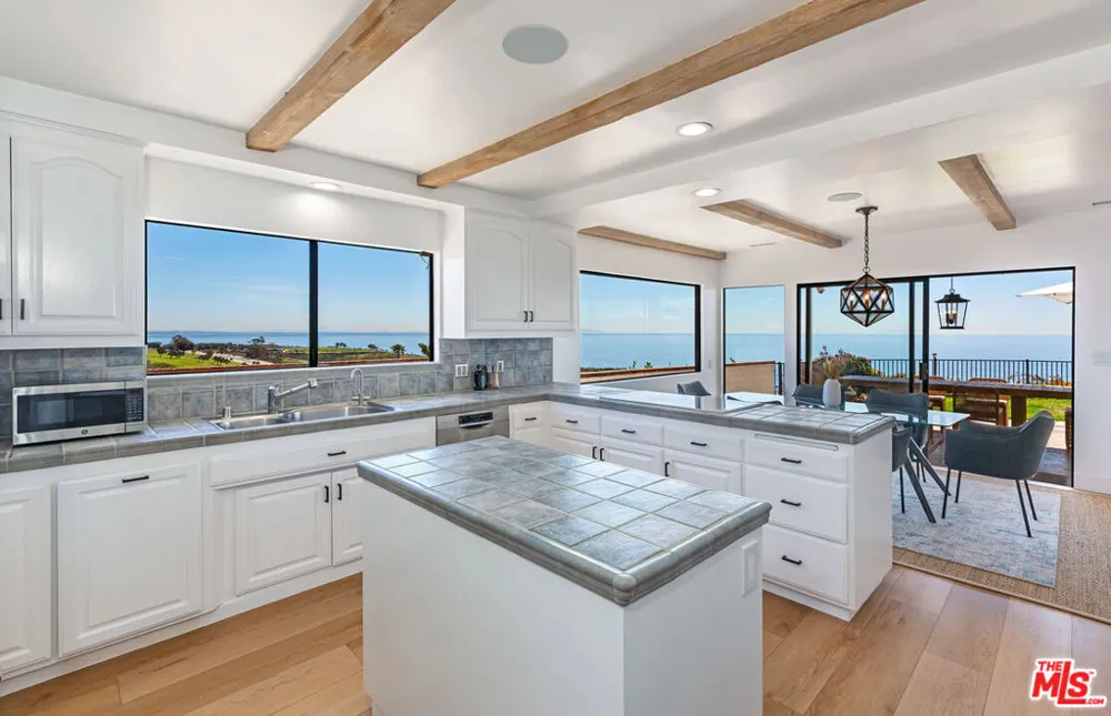 24630 Blue Dane Lane Malibu, CA 90265