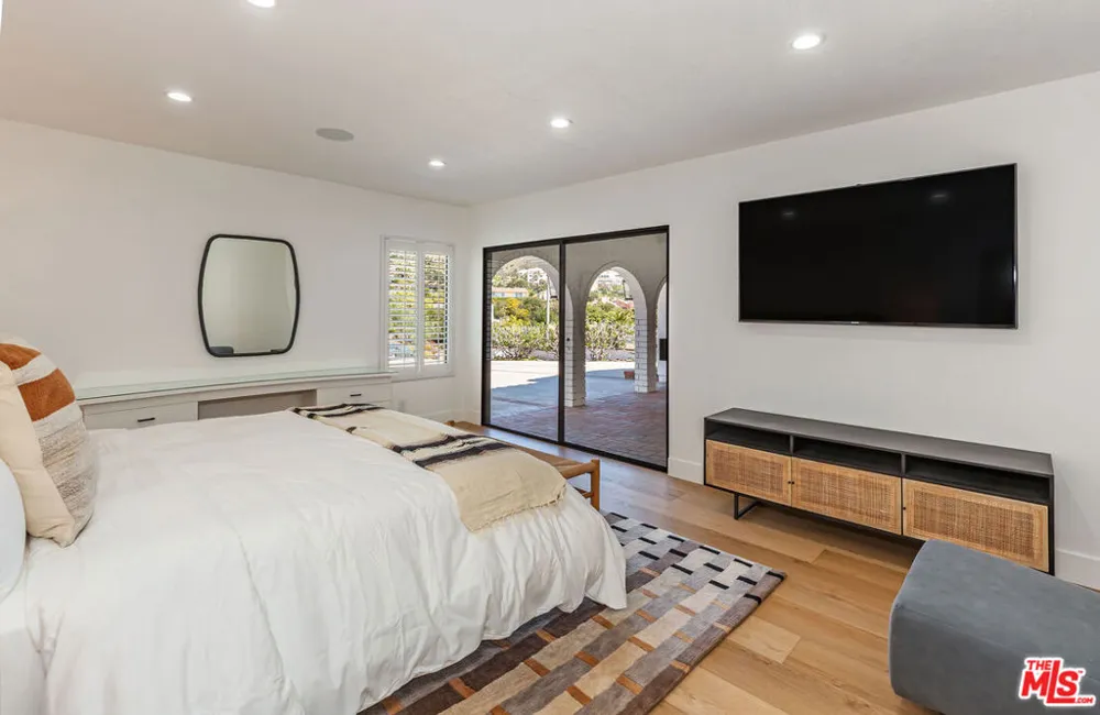 24630 Blue Dane Lane Malibu, CA 90265