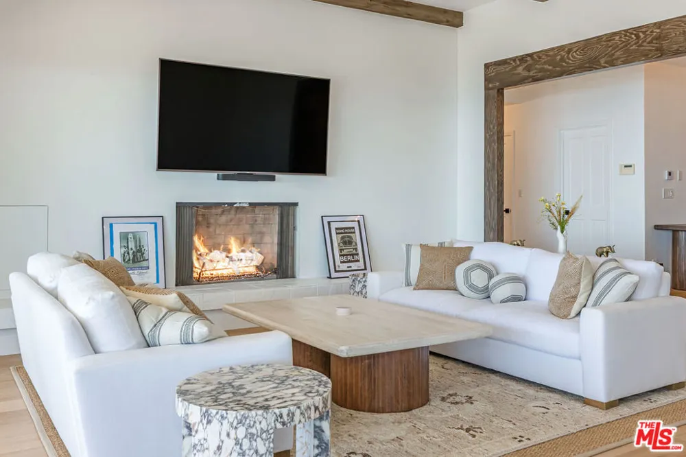 24630 Blue Dane Lane Malibu, CA 90265