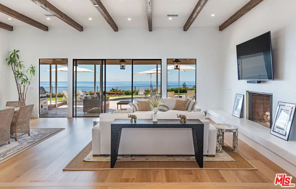 24630 Blue Dane Lane Malibu, CA 90265