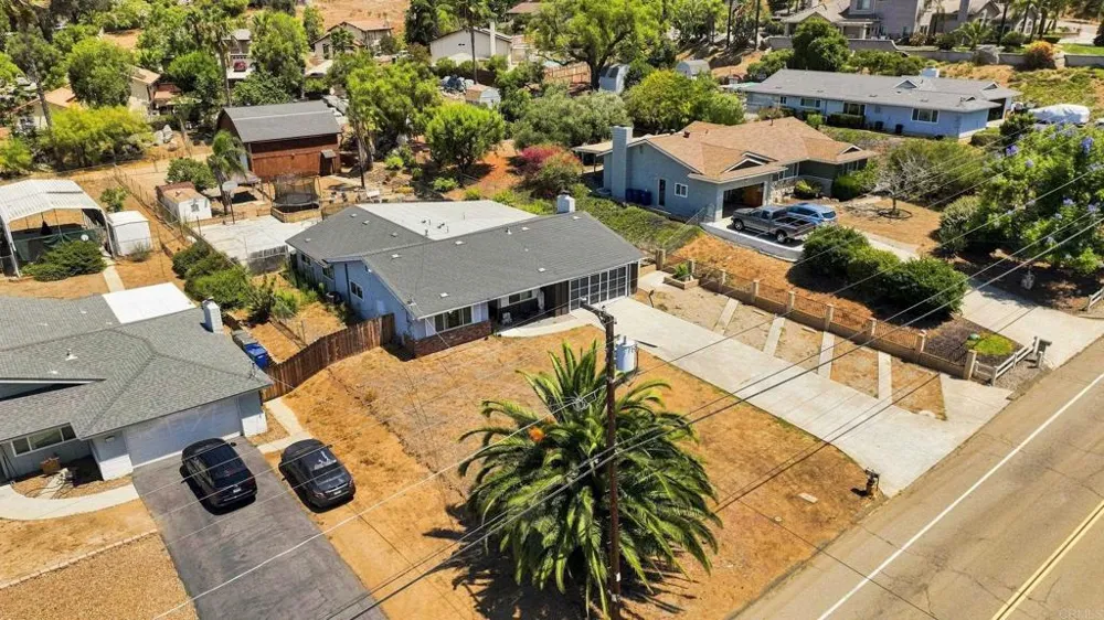 1572 Hidden Mesa Road El Cajon, CA 92019