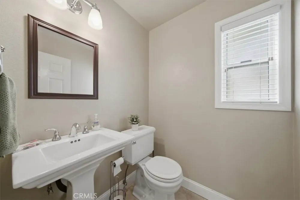 5455 Sylmar #1402 Sherman Oaks, CA 91401