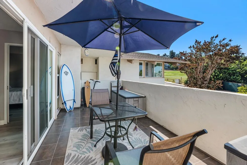 7512 Viejo Castilla #17 Carlsbad, CA 92009