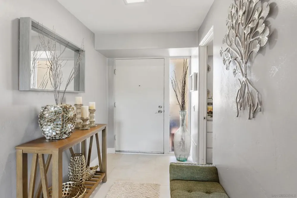 7512 Viejo Castilla #17 Carlsbad, CA 92009