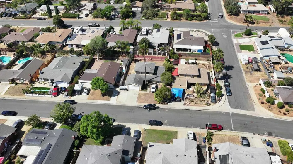 1057 Camellia St Escondido, CA 92027