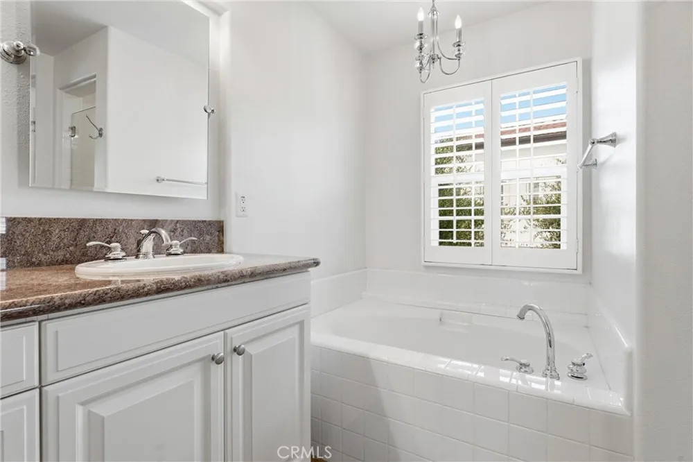 21 Waterspout Irvine, CA 92620