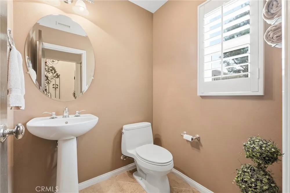 21 Waterspout Irvine, CA 92620