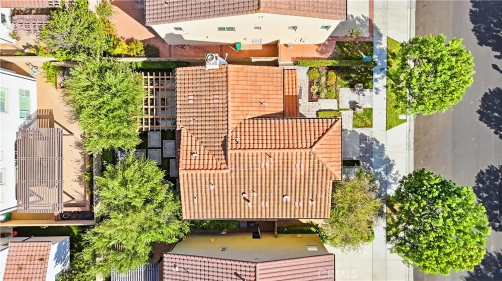21 Waterspout Irvine, CA 92620