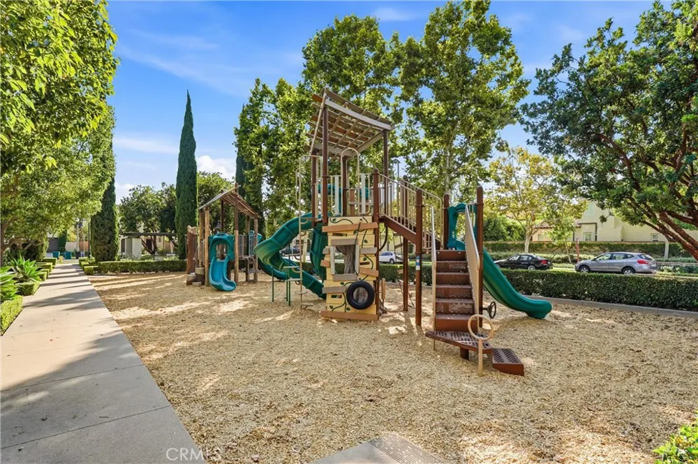 21 Waterspout Irvine, CA 92620