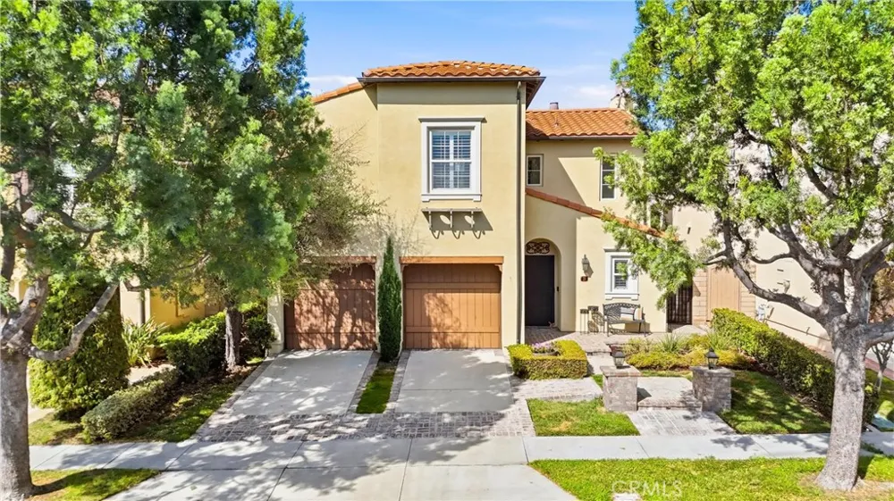 21 Waterspout Irvine, CA 92620