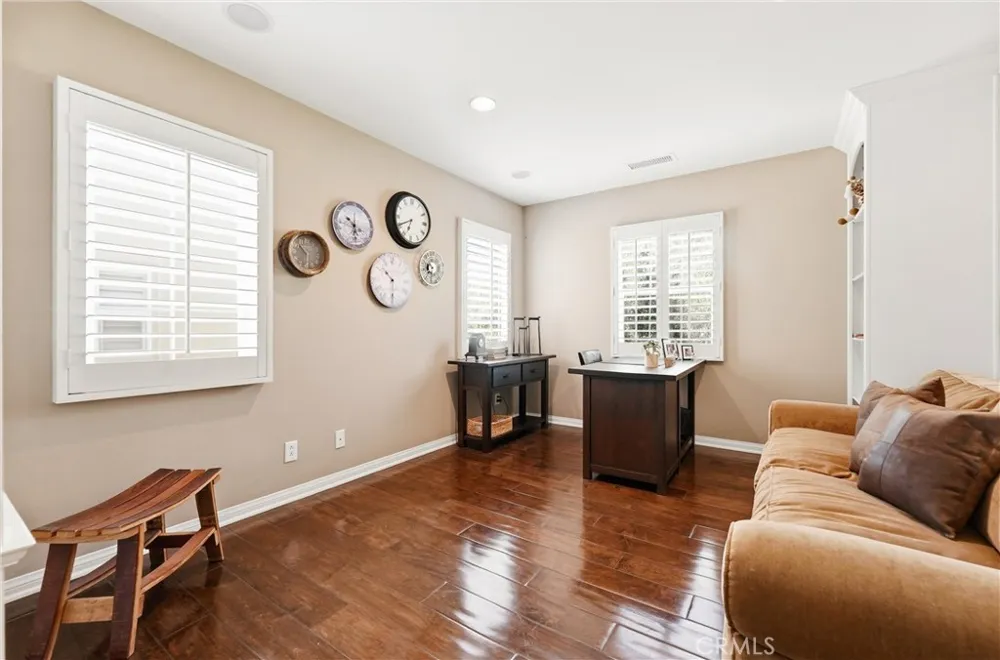 21 Waterspout Irvine, CA 92620