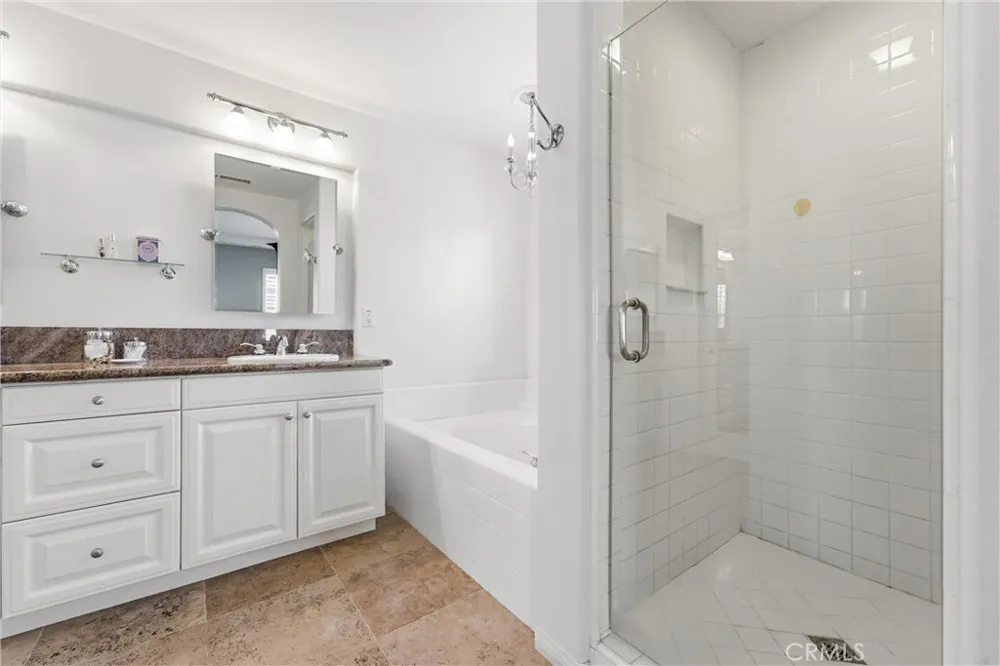 21 Waterspout Irvine, CA 92620