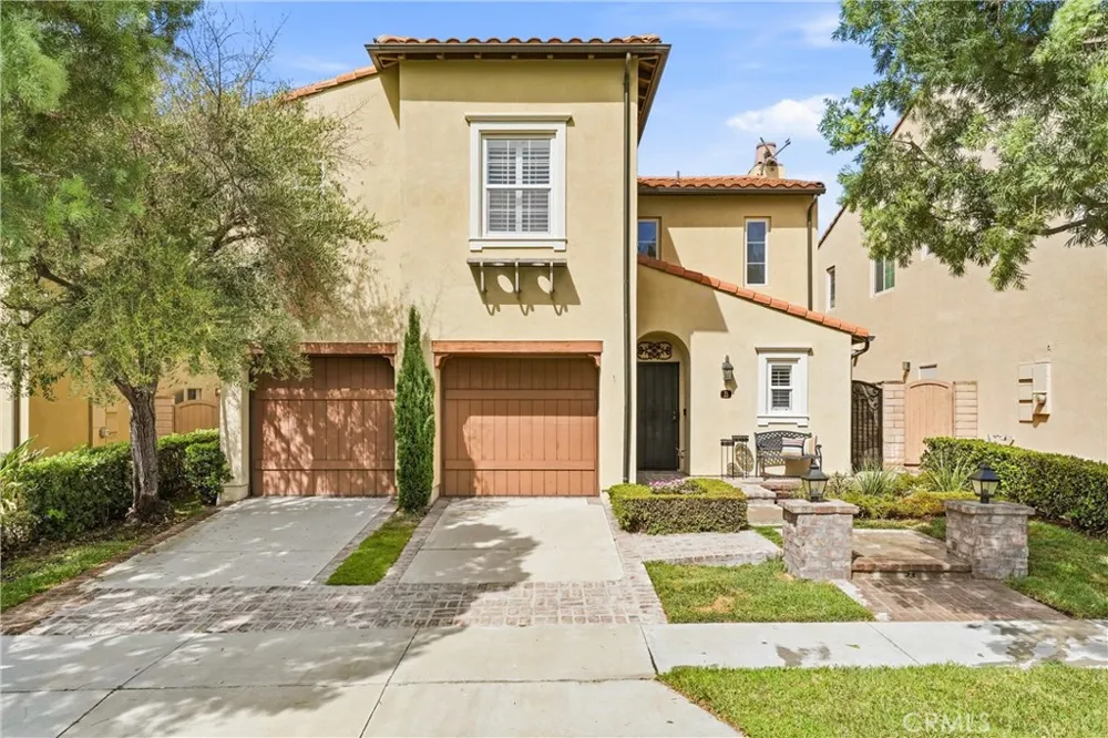 21 Waterspout Irvine, CA 92620