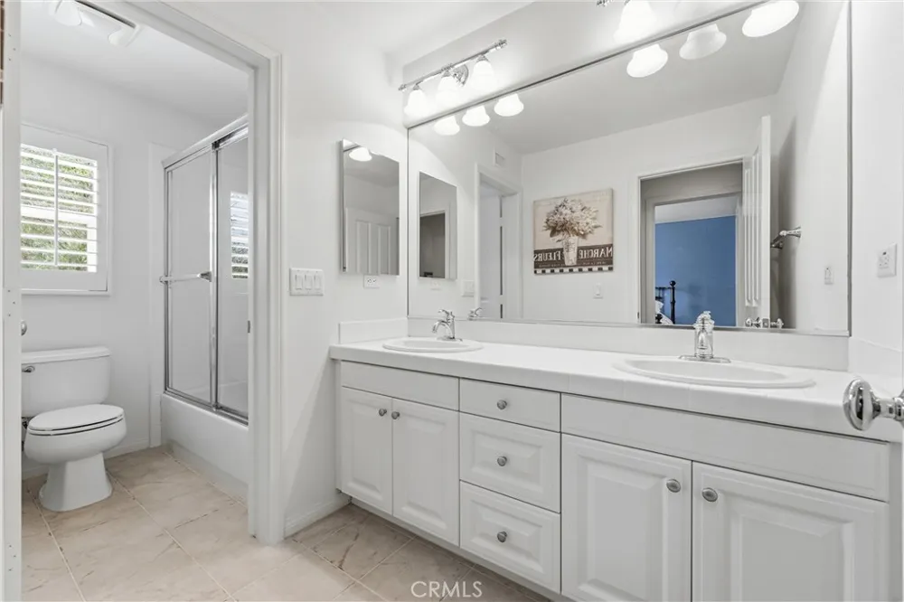 21 Waterspout Irvine, CA 92620