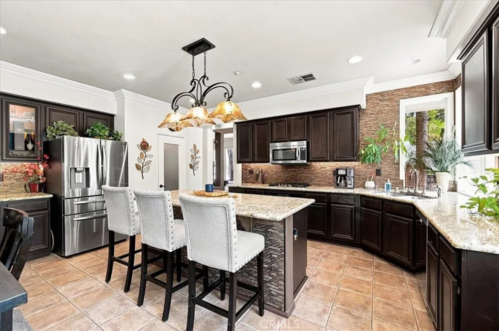 19189 Turrell Riverside, CA 92508