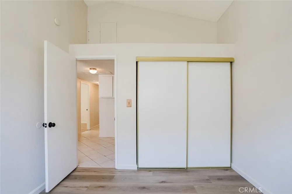 11743 Canoga Avenue Chatsworth, CA 91311