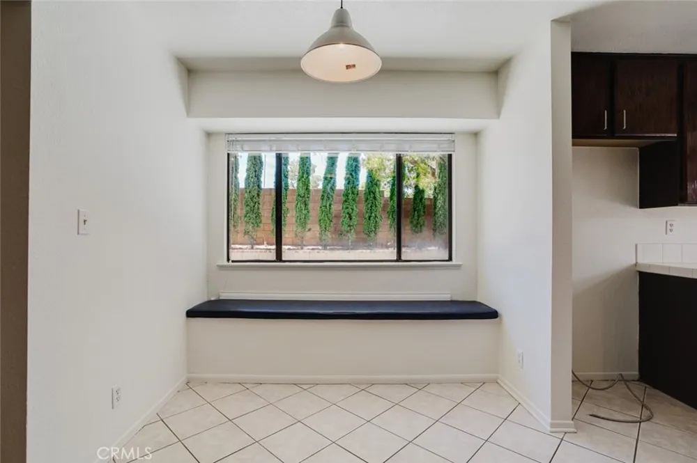 11743 Canoga Avenue Chatsworth, CA 91311