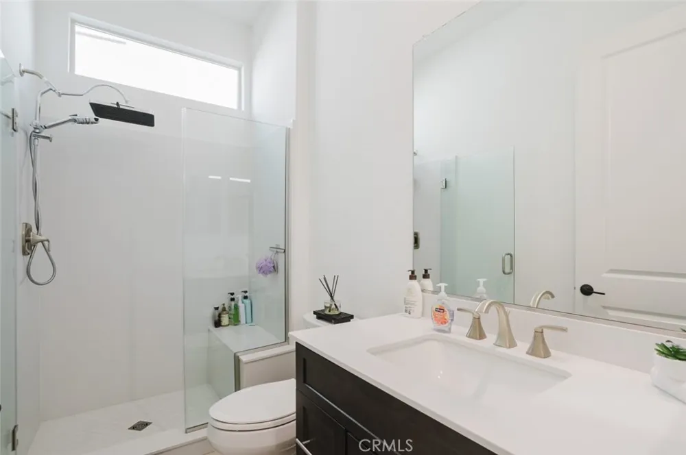 11743 Canoga Avenue Chatsworth, CA 91311
