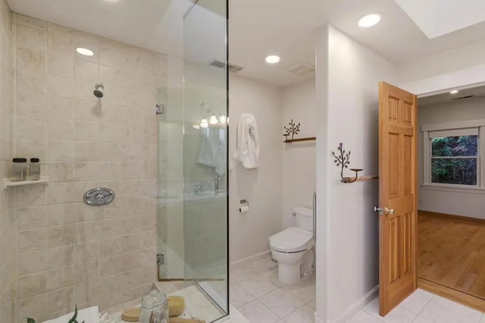 408 Warren Road San Mateo, CA 94402