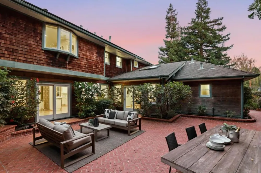 408 Warren Road San Mateo, CA 94402