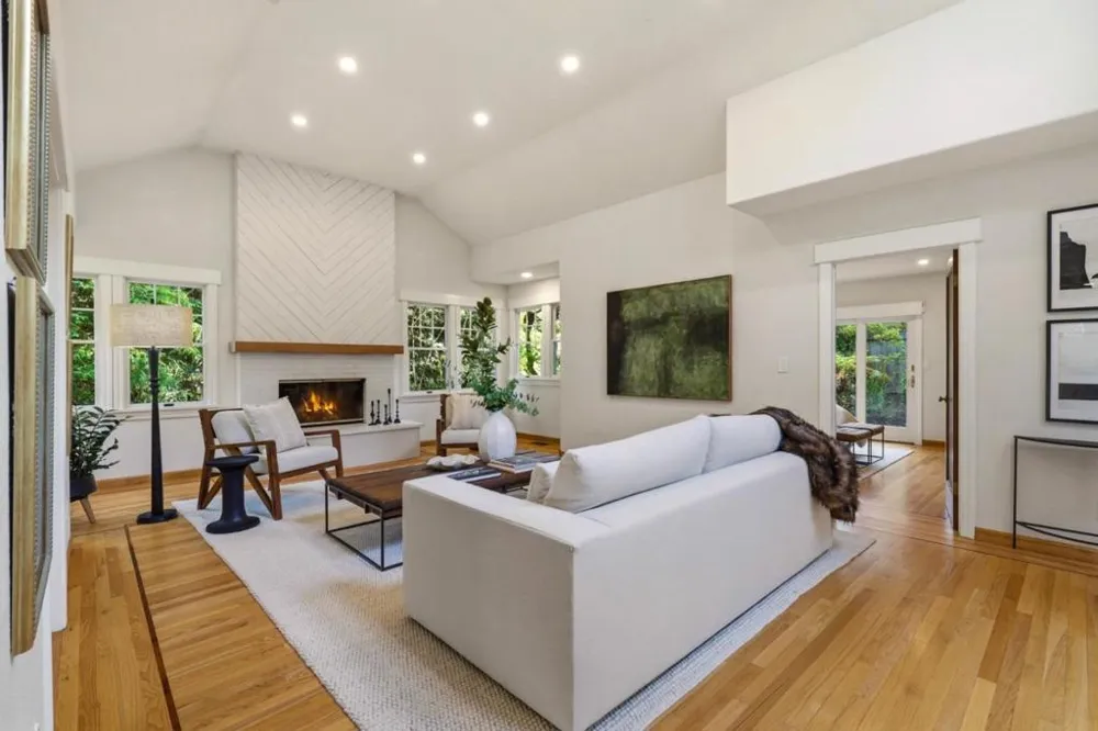 408 Warren Road San Mateo, CA 94402
