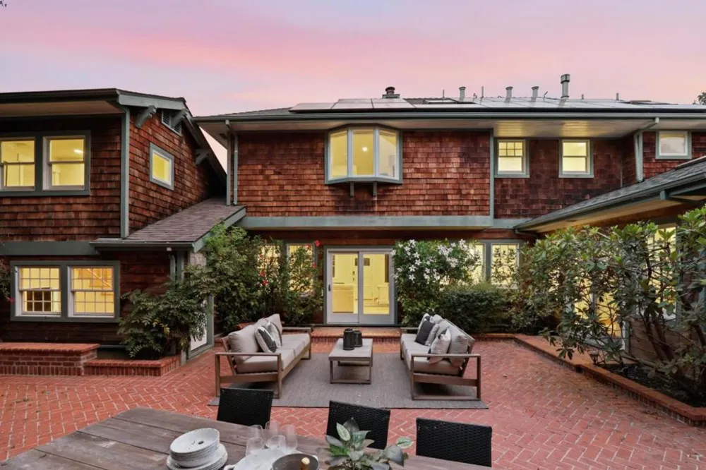 408 Warren Road San Mateo, CA 94402