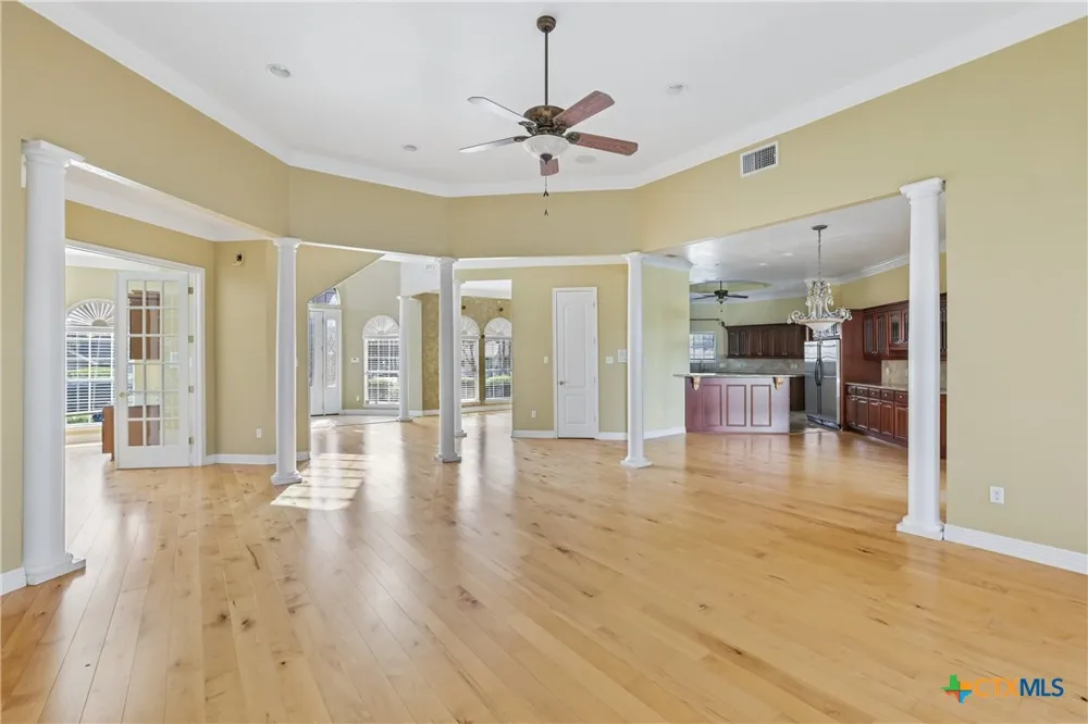 2513 Hester Way Salado, TX 76571