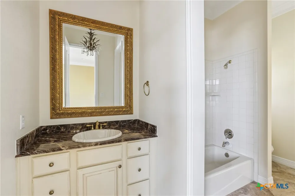 2513 Hester Way Salado, TX 76571