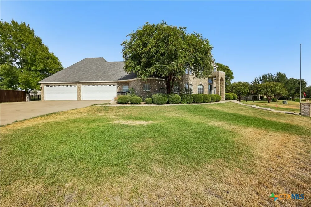 2513 Hester Way Salado, TX 76571