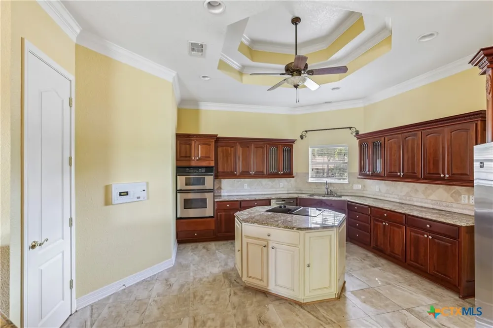 2513 Hester Way Salado, TX 76571