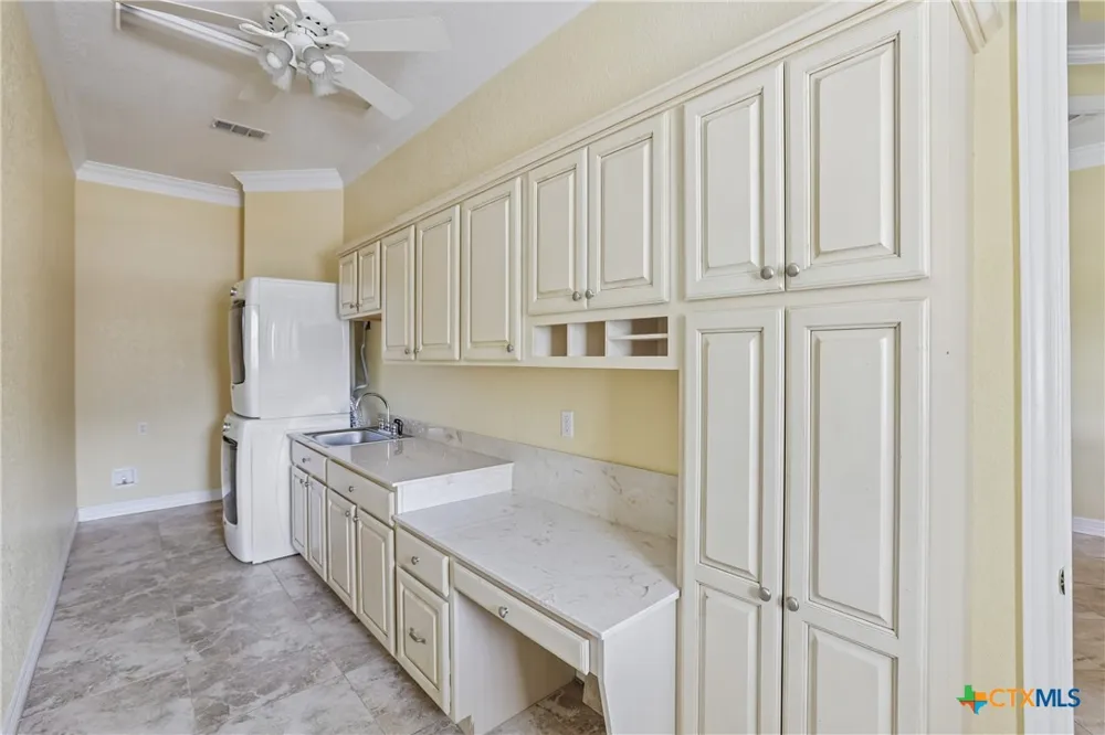 2513 Hester Way Salado, TX 76571