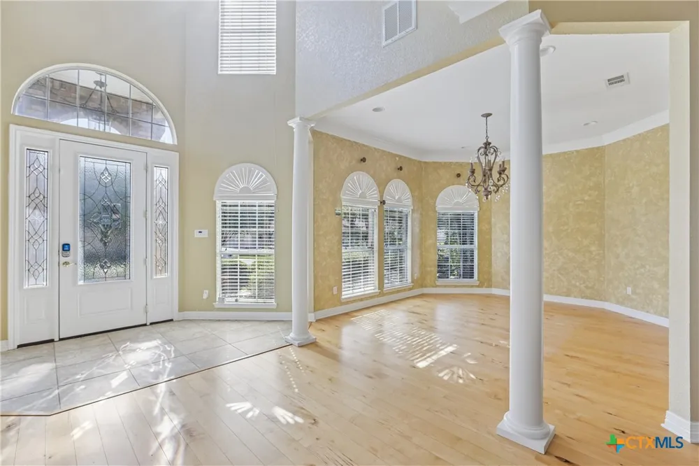 2513 Hester Way Salado, TX 76571