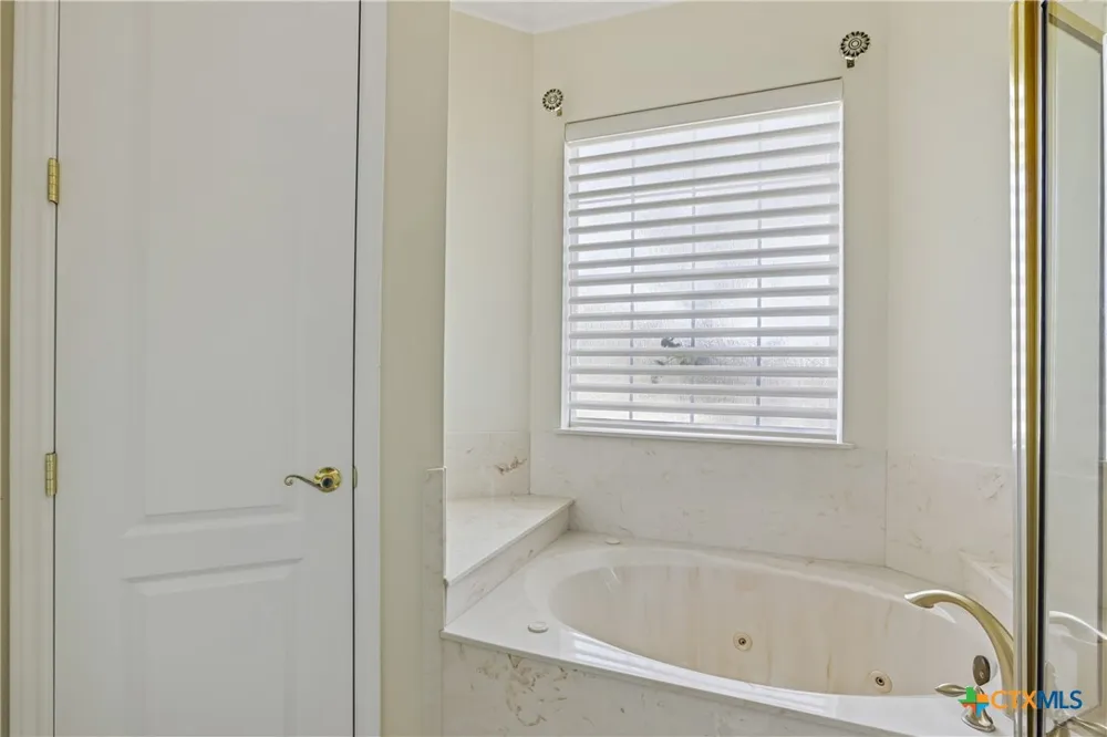 2513 Hester Way Salado, TX 76571