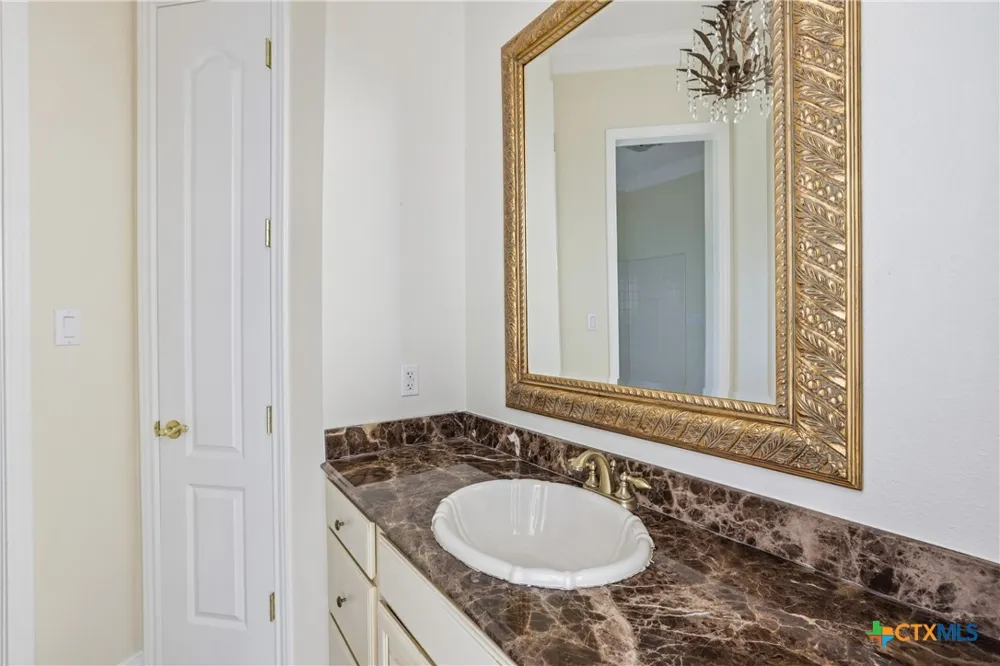 2513 Hester Way Salado, TX 76571