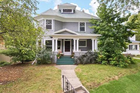 204 Edgewood Street