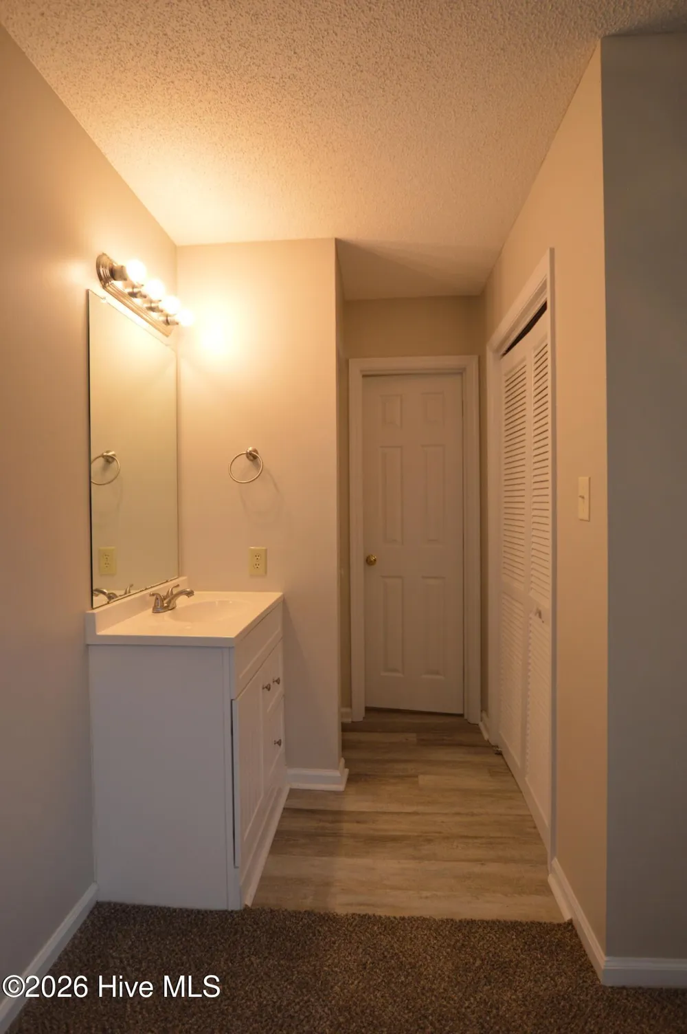 105 Creekview Drive Jacksonville, NC 28540