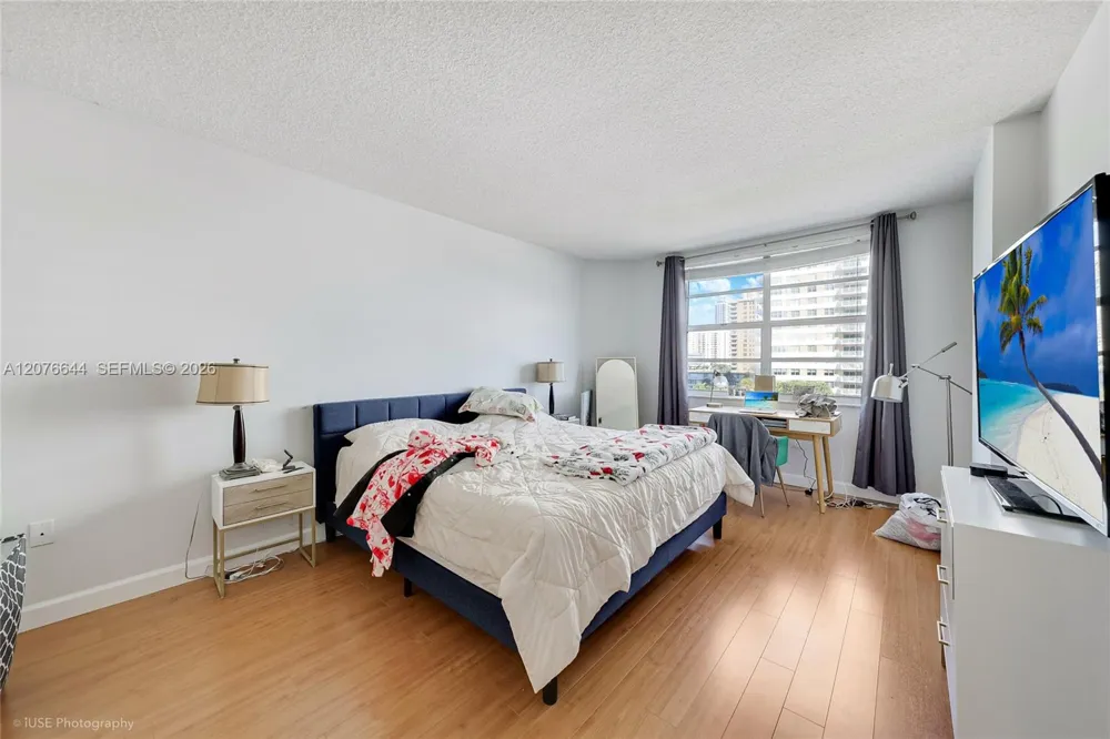 1980 S Ocean Dr #5F Hallandale Beach, FL 33009