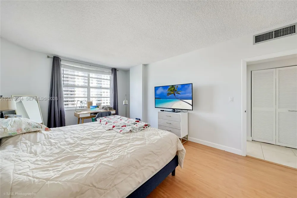 1980 S Ocean Dr #5F Hallandale Beach, FL 33009