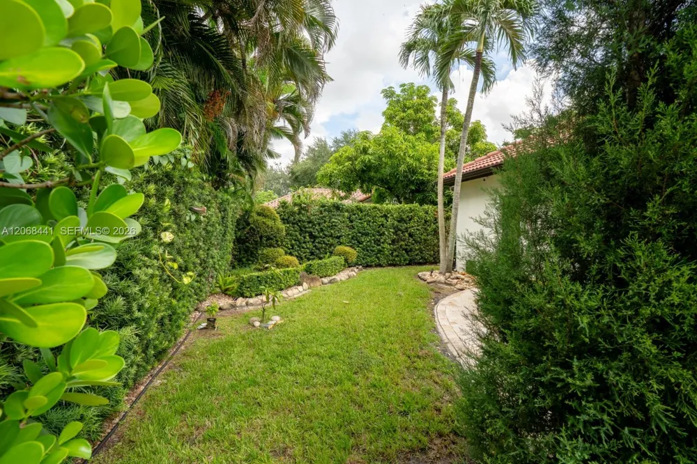 15600 NW 82nd Ct Miami Lakes, FL 33016