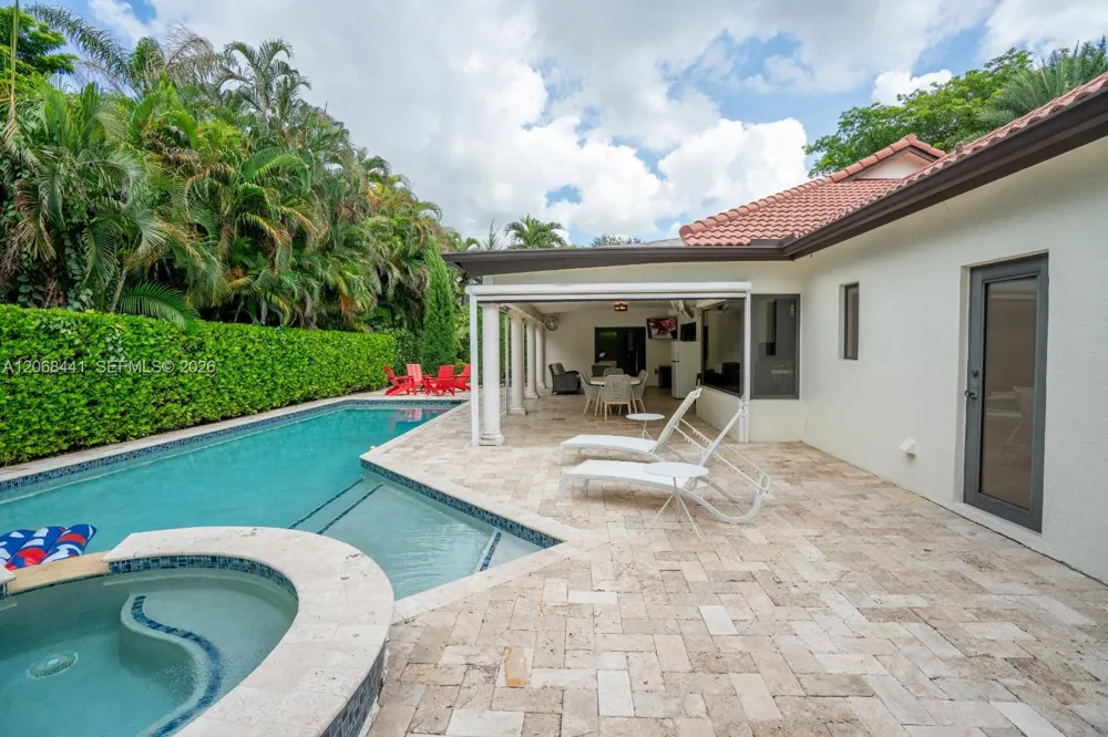 15600 NW 82nd Ct Miami Lakes, FL 33016