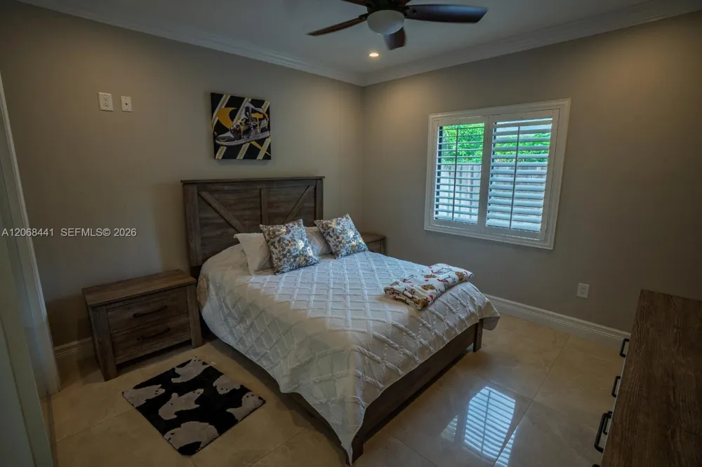 15600 NW 82nd Ct Miami Lakes, FL 33016