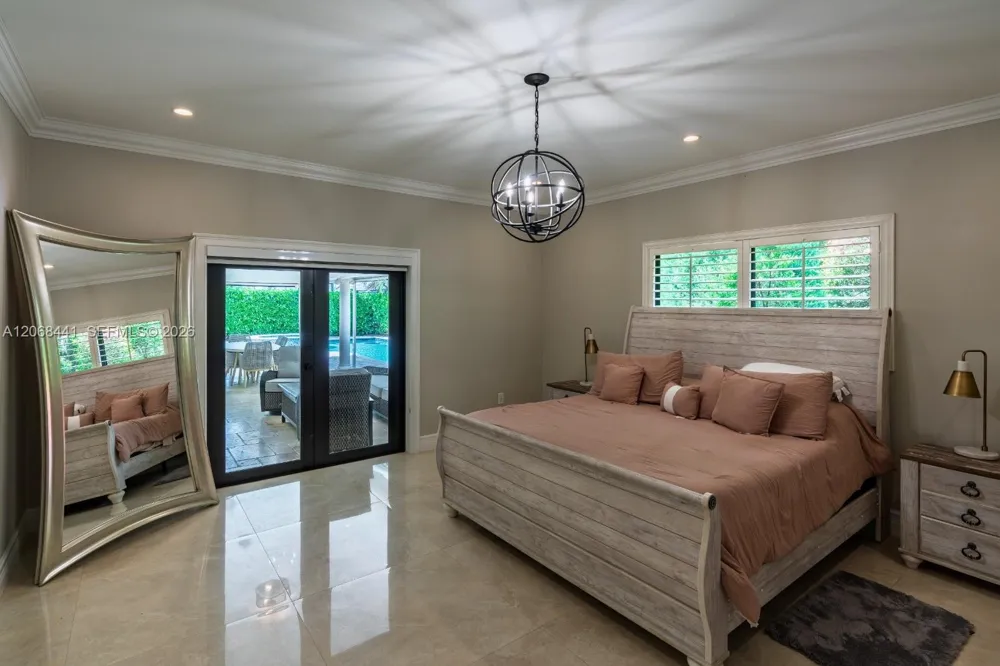 15600 NW 82nd Ct Miami Lakes, FL 33016