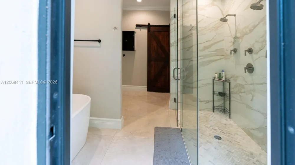 15600 NW 82nd Ct Miami Lakes, FL 33016