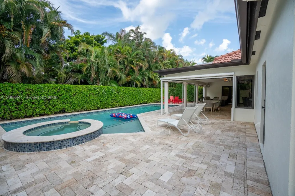 15600 NW 82nd Ct Miami Lakes, FL 33016