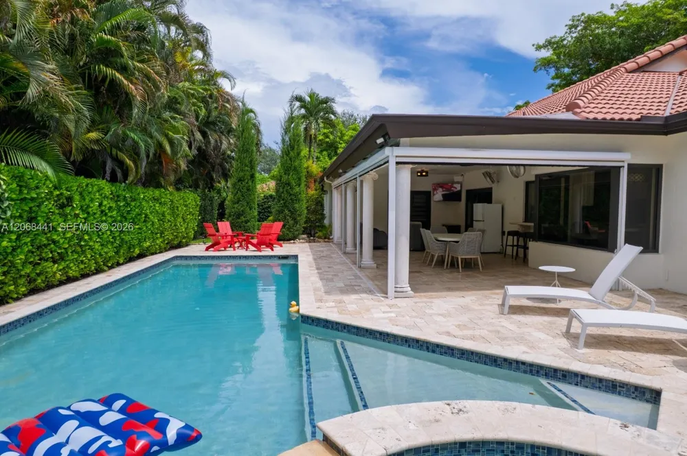 15600 NW 82nd Ct Miami Lakes, FL 33016