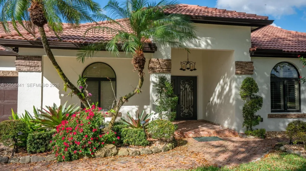 15600 NW 82nd Ct Miami Lakes, FL 33016