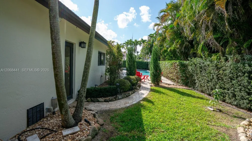 15600 NW 82nd Ct Miami Lakes, FL 33016