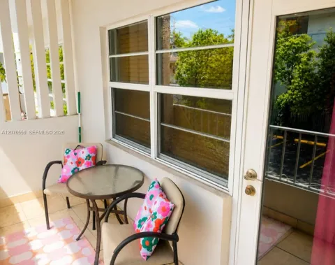 528 Meridian Ave #202A