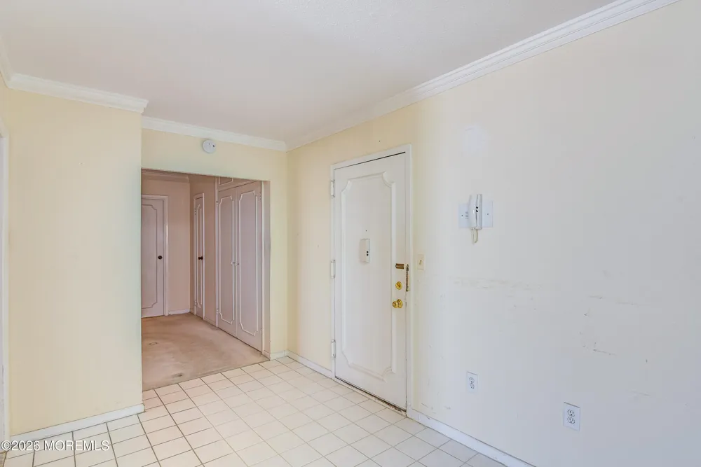 1 Channel Drive ##702 Monmouth Beach, NJ 07750